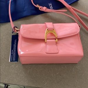 Dooney & Bourke